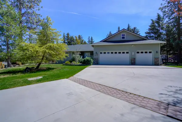 6031 Blancas Ct, Weed, CA 96094