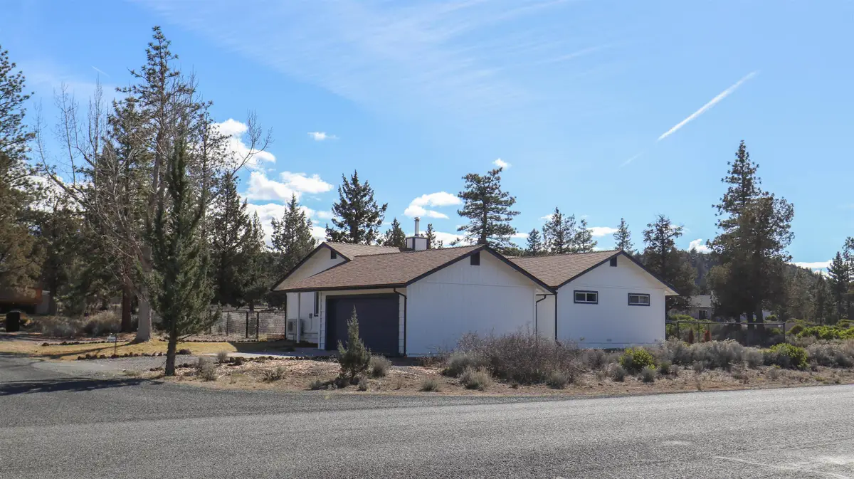 15707 Lakeside Drive, Weed, CA 96094 - #1