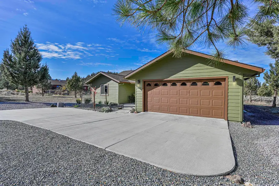 14207 Mountain Wood Dr, Weed, CA 96094 - #3