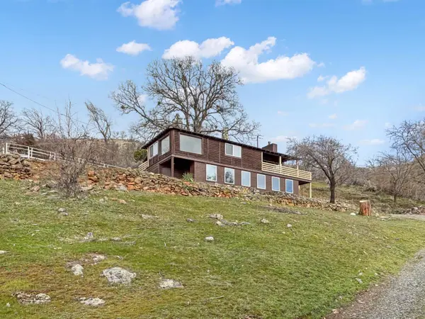 16813 Highway 96, Klamath River, CA 96050