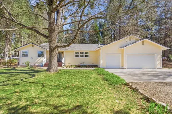 833 Remour, Mt Shasta, CA 96067