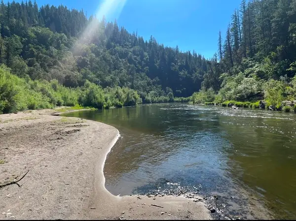 20 acres out 16N01 forest road, Happy Camp, CA 96039