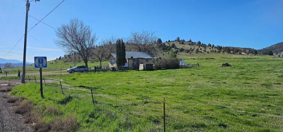 9639 Old Hwy 99 So, Grenada, CA 96038 - #3