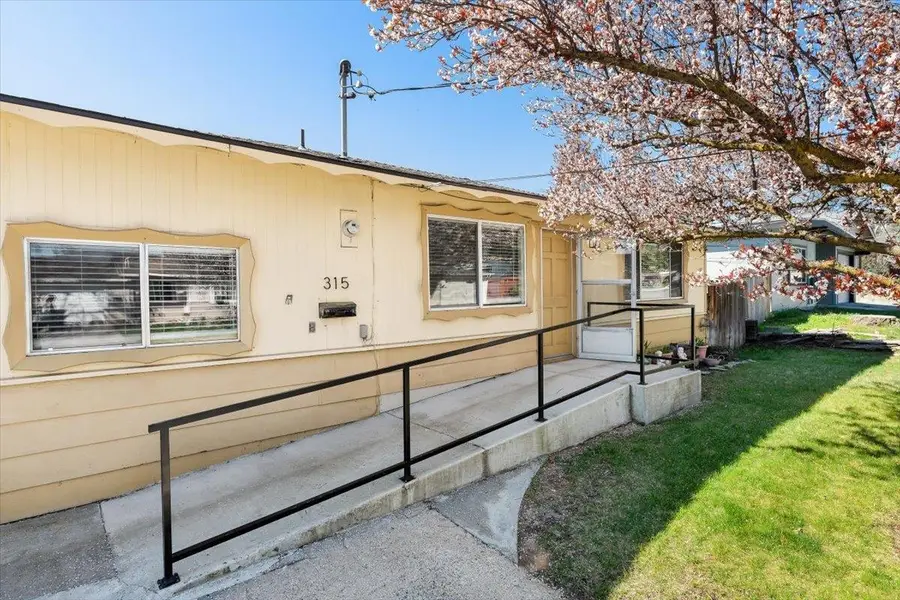 315 Florentine St, Yreka, CA 96097 - #3