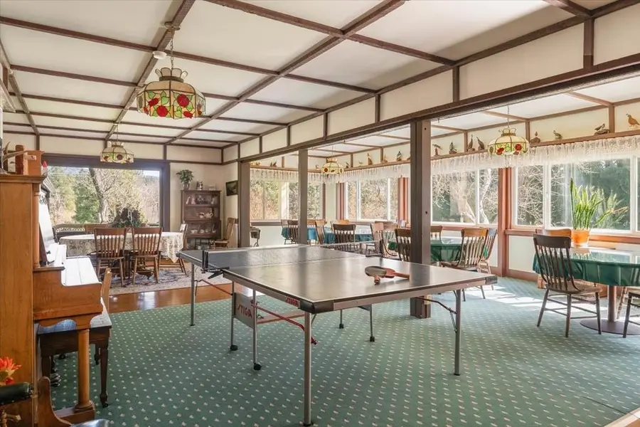 1008 WA Barr, Mount Shasta, CA 96067 - #3