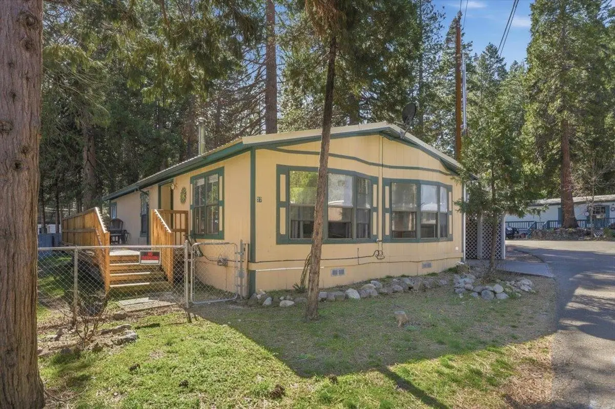 2601 N Old Stage Road Spc 27, Mount Shasta, CA 96067 - #1
