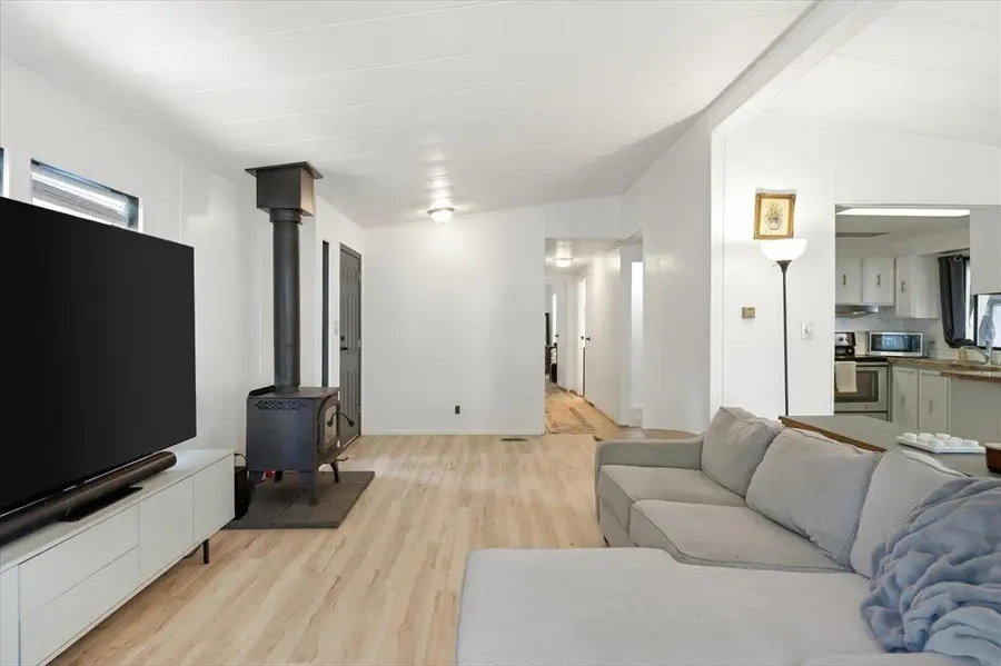 2601 N Old Stage Road Spc 27, Mount Shasta, CA 96067 - #2