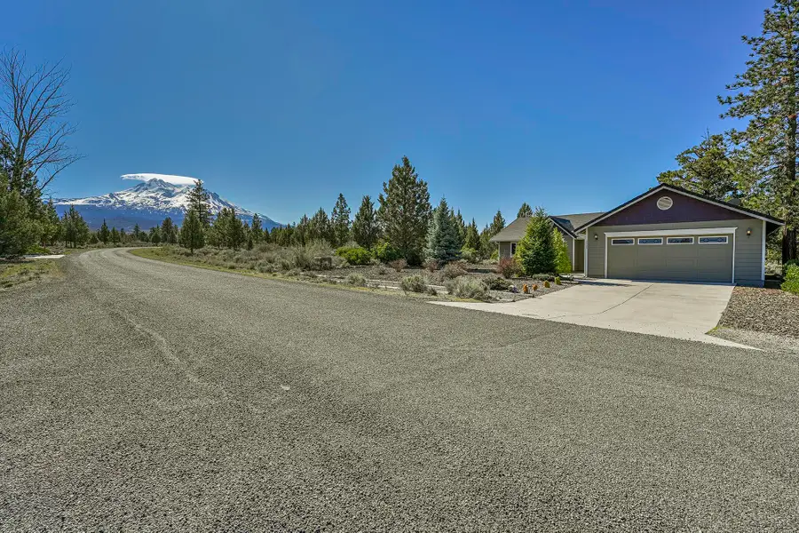 15355 Sherwood Rd, Weed, CA 96094 - #2