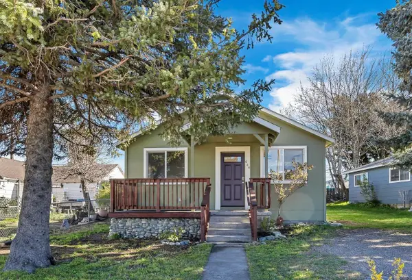 686 Spur St., Weed, CA 96094