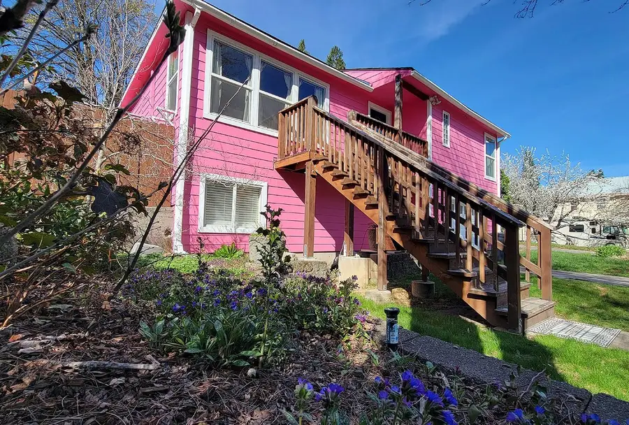 5501 Dunsmuir Ave, Dunsmuir, CA 96025 - #3