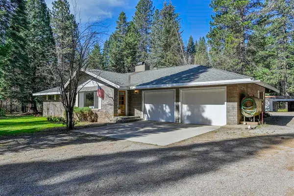 604 Papoose Ln, McCloud, CA 96057