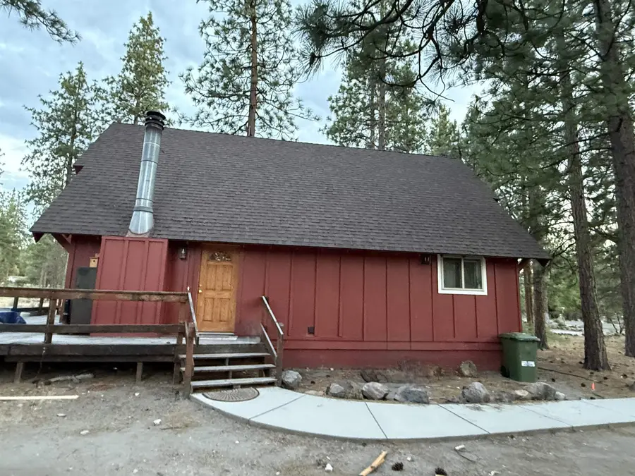 17540 Fisher Rd, Weed, CA 96094 - #2