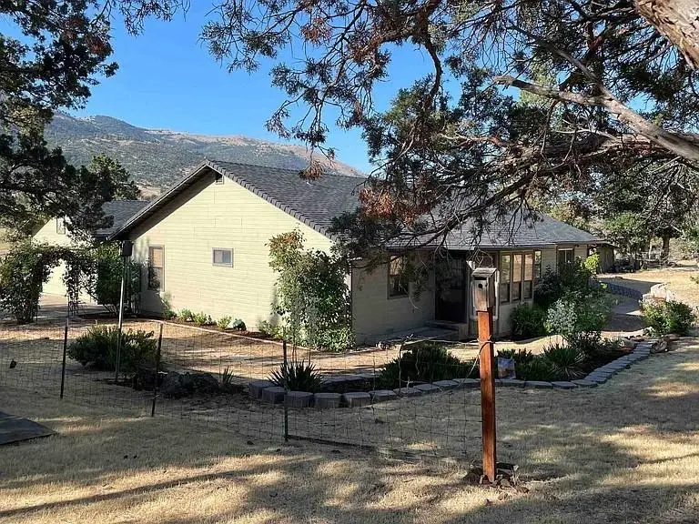 9712 Ager Beswick, Montague, CA 96064 - #3