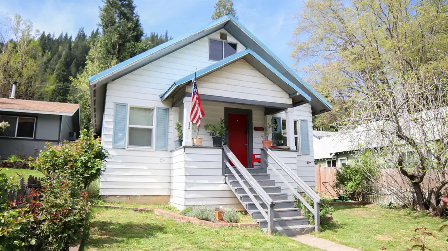 5327 Dunsmuir Ave, Dunsmuir, CA 96025 - #2