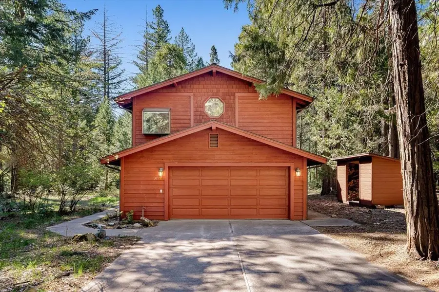 3719 Summit Drive, Mount Shasta, CA 96067 - #2