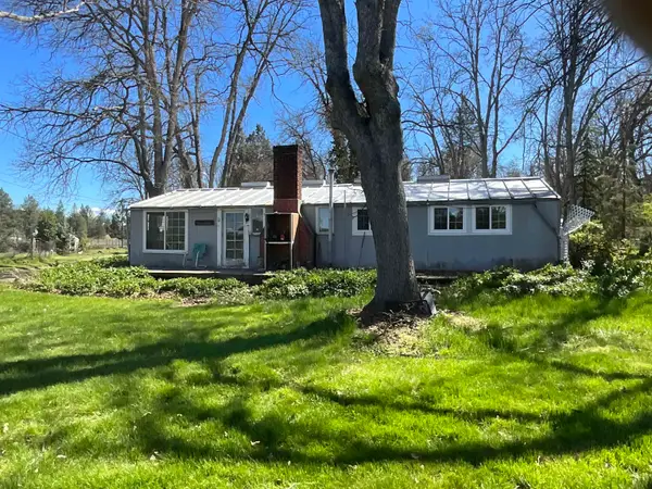 404 Dewitt Park Road, Yreka, CA 96097