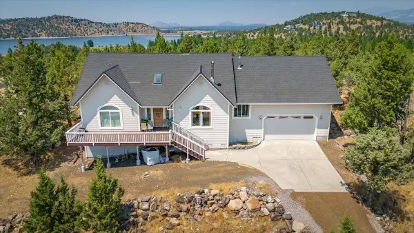 5800 Lake Shastina Dr, Weed, CA 96094