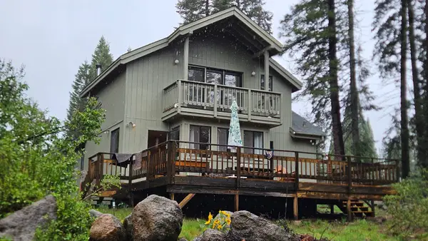 532 Shasta Pines Drive, McCloud, CA 96057