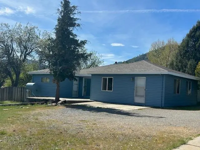 1115 North Street, Yreka, CA 96097 - #1