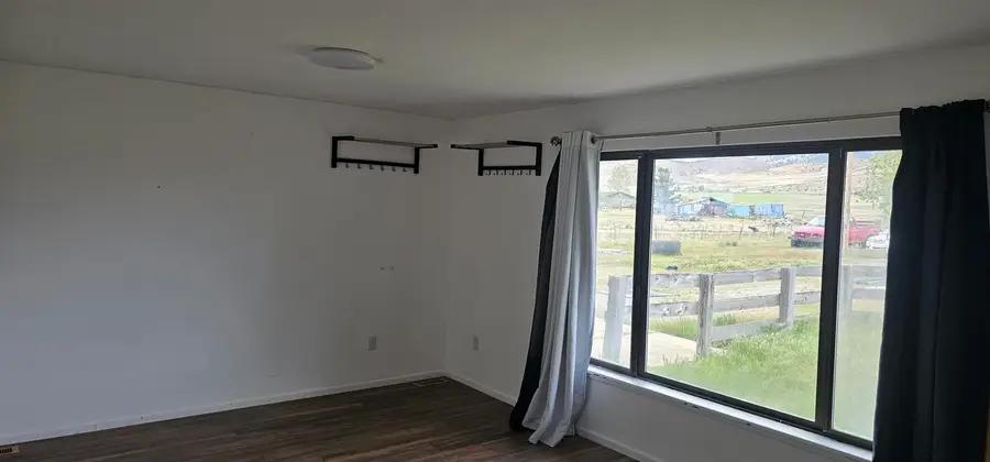 4208 Kuck Rd, Montague, CA 96064 - #3