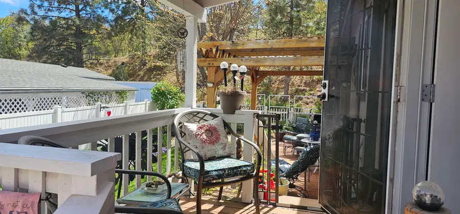 400 Hiram Page Rd, Yreka, CA 96097 - #3