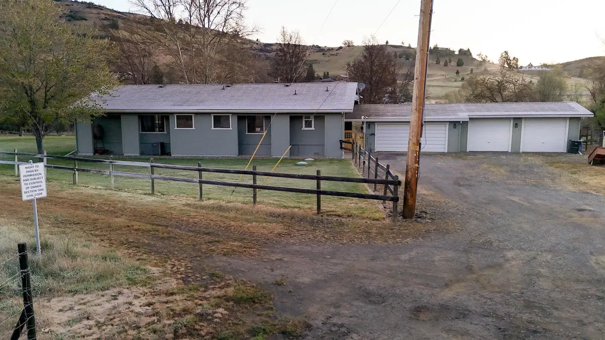 14253 Dennis Place, Hornbrook, CA 96044 - #1