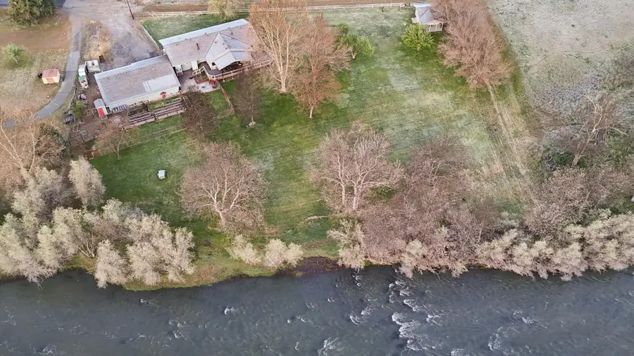 14253 Dennis Place, Hornbrook, CA 96044 - #2