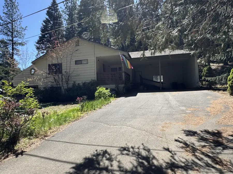 740 Oregon St, Weed, CA 96094 - #2