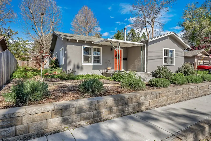 527 Third St, Yreka, CA 96097 - #2