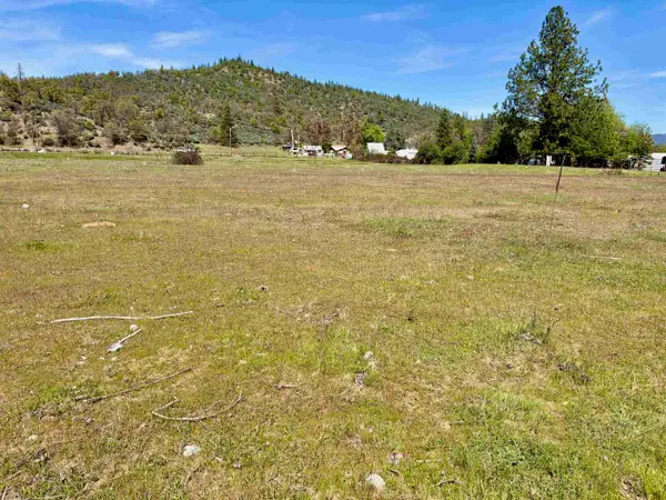xx North Kidder Crerk Road, Fort Jones, CA 96032