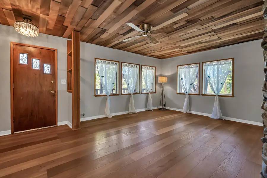 300 Orem, Mount Shasta, CA 96067 - #3
