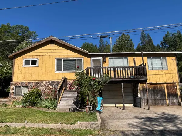 6435 S Francis St, Dunsmuir, CA 96025