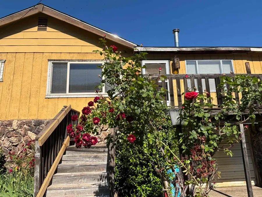 6435 S Francis St, Dunsmuir, CA 96025 - #2