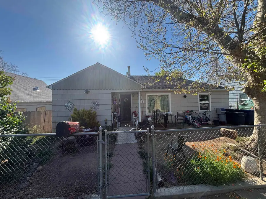 312 Herzog, Yreka, CA 96097 - #2