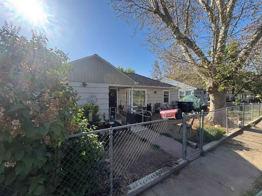 312 Herzog, Yreka, CA 96097 - #3