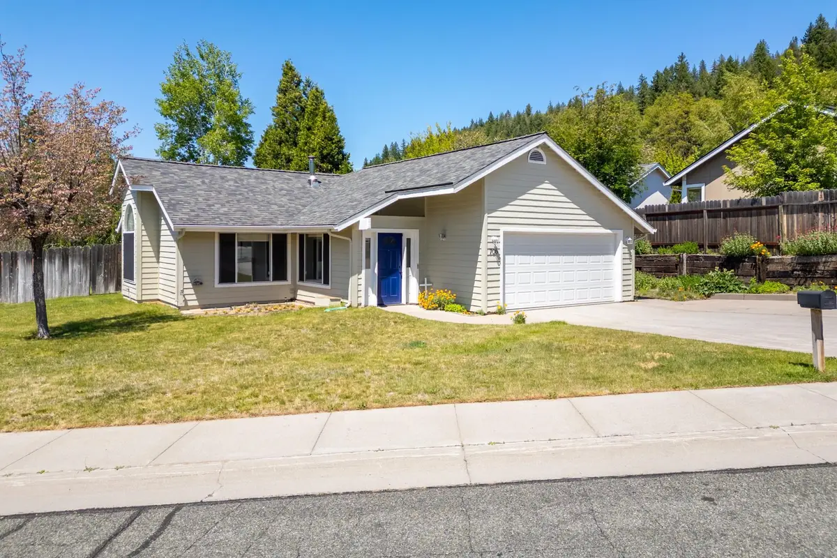 706 Glen Mar Drive, Mount Shasta, CA 96067 - #1