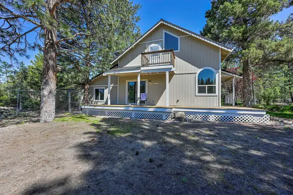 5103 Indian Island Dr., Weed, CA 96094