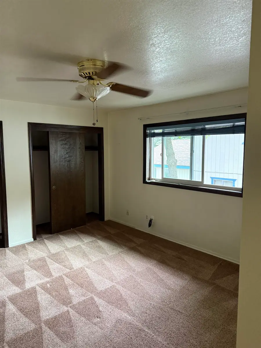 816 A Caroline Avenue, Mount Shasta, CA 96067 - #3