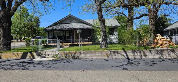 493 Oregon St, Weed, CA 96094