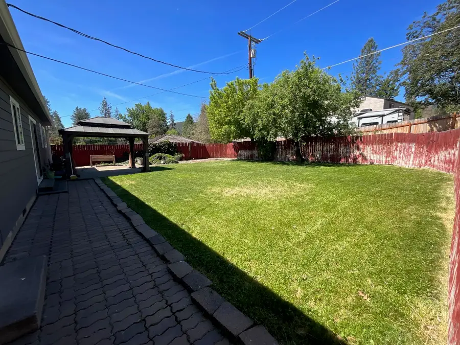 503 Discovery St, Yreka, CA 96097 - #3