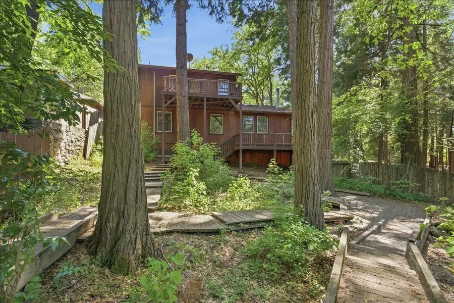306 Gaudenzio, Mount Shasta, CA 96067 - #3