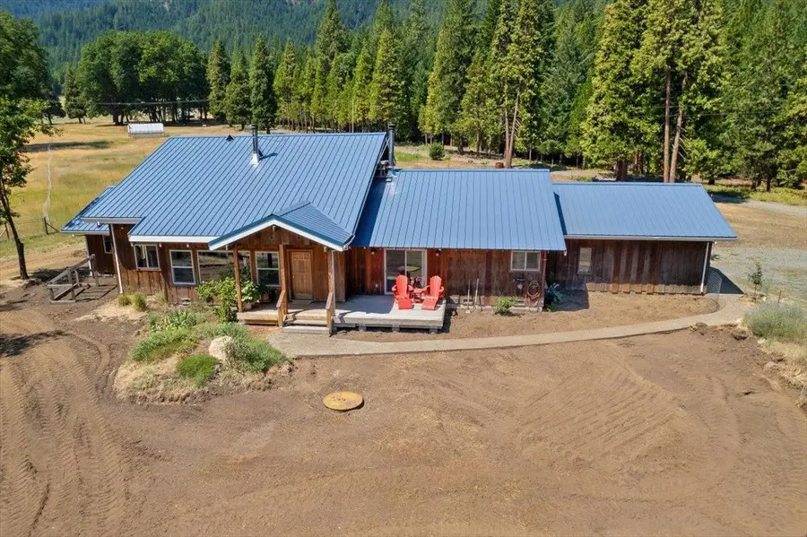 6132 Mill Creek Road, Fort Jones, CA 96032 - #2