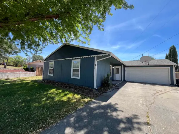817 Campbell Ave, Yreka, CA 96097