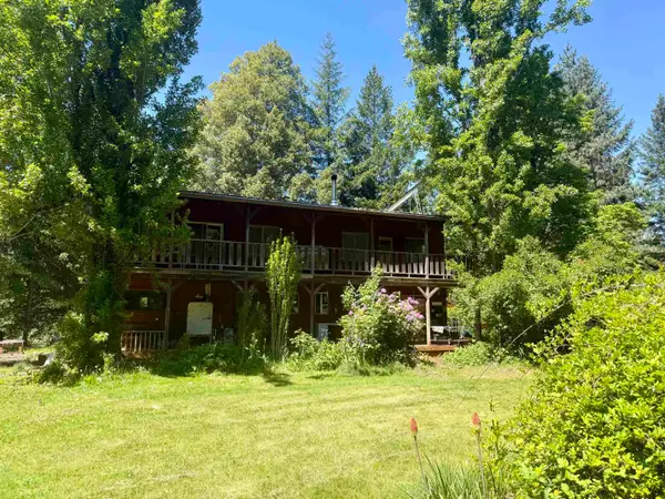 Sandy Bar Road, Somes Bar, CA 95568