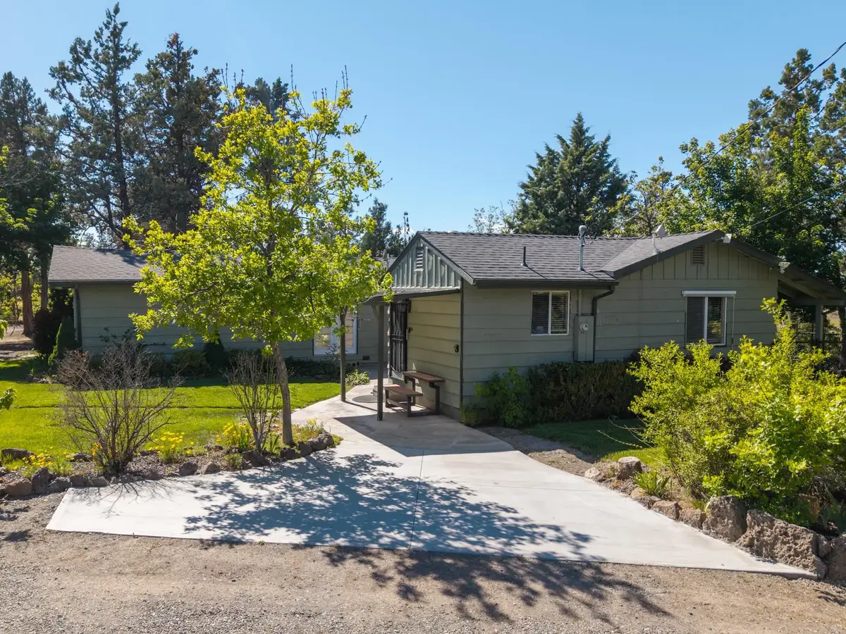 11136 Hwy A-12, Montague, CA 96064 - #1
