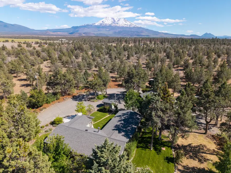 11136 Hwy A-12, Montague, CA 96064 - #2