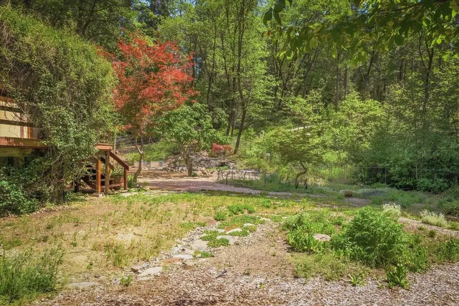 609 Eiler, Mount Shasta, CA 96067 - #3