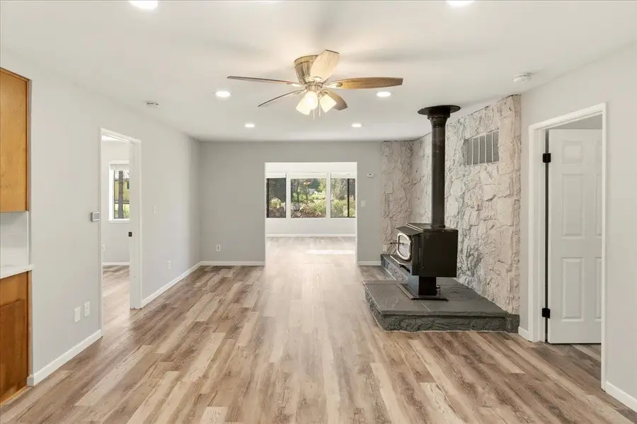 15617 Sherwood Rd., Weed, CA 96094 - #3