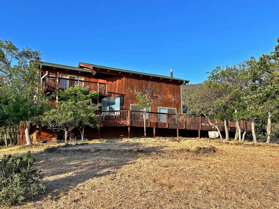 2307 Owens Way, Hornbrook, CA 96044 - #3