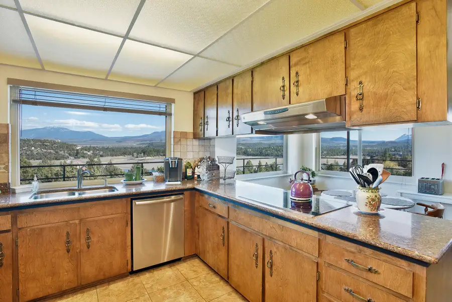 14916 Mountain Wood Dr., Weed, CA 96094 - #2